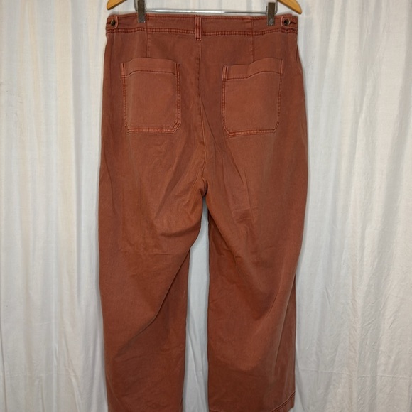 ๐ 2/$25 Old Navy Extra High-Waisted Wide-Leg Workwear Pants in A Little Rusty - Picture 7 of 8